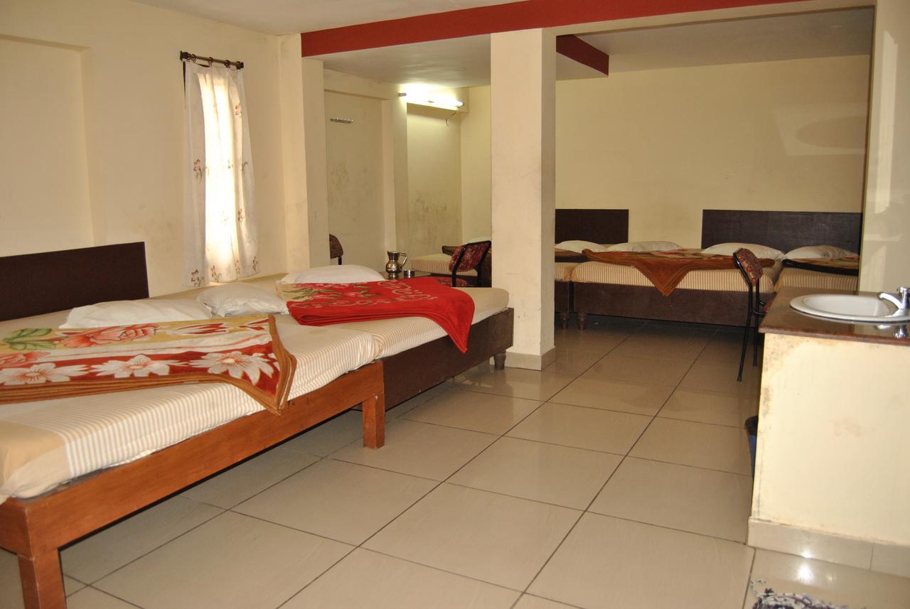 Ezhil Residency Otel Kodaikanal Dış mekan fotoğraf