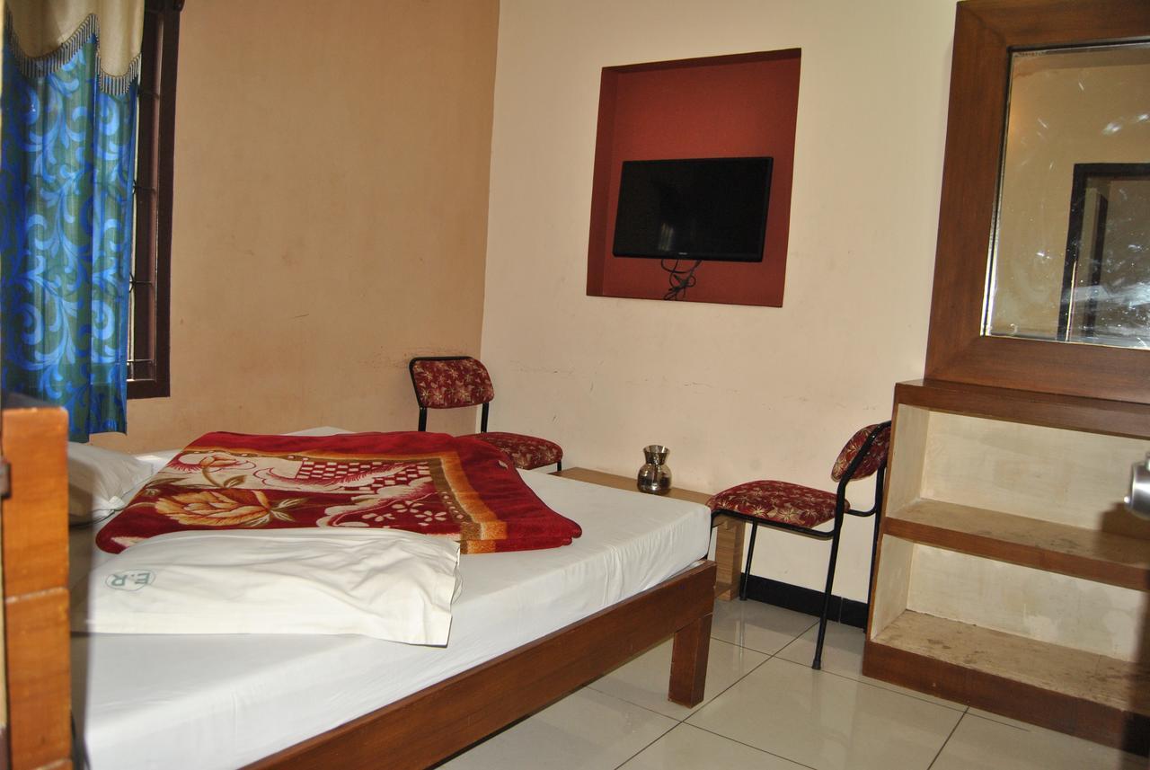 Ezhil Residency Otel Kodaikanal Dış mekan fotoğraf