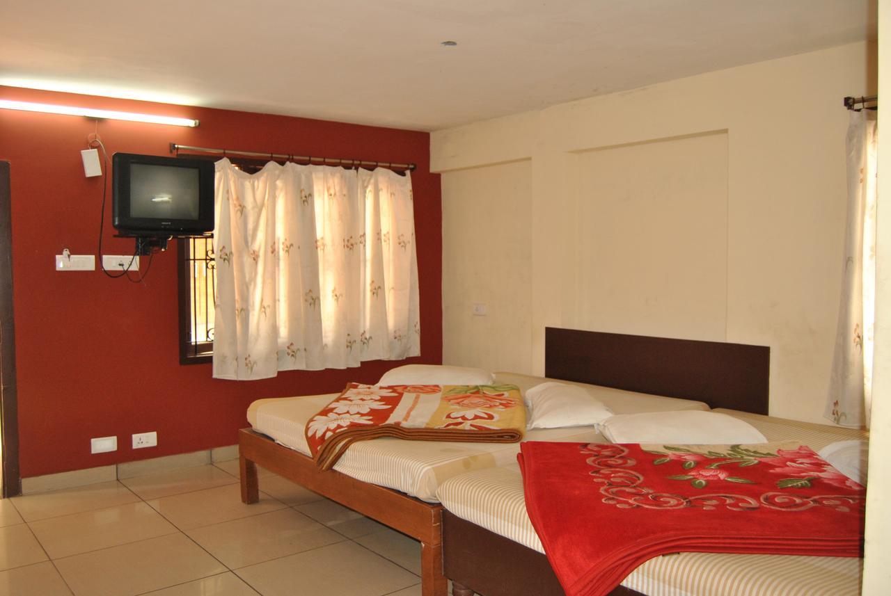 Ezhil Residency Otel Kodaikanal Dış mekan fotoğraf