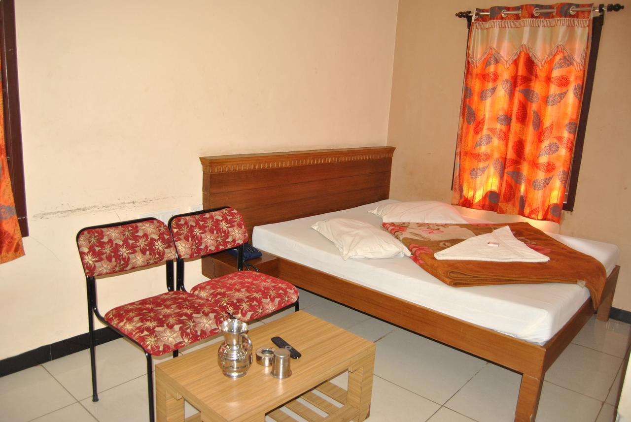 Ezhil Residency Otel Kodaikanal Dış mekan fotoğraf