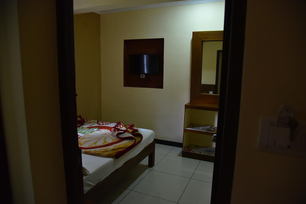 Ezhil Residency Otel Kodaikanal Dış mekan fotoğraf